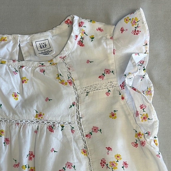 GAP - Lined Flora Blouse with Ruffles - Picture 3 of 6